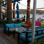 Deniz Отель