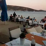 Deniz Отель