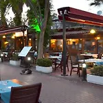 Отель Deniz Битез