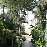 Отель Deniz Битез