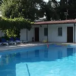 Отель Deniz 3*