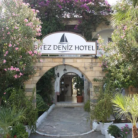Ξενοδοχείο Deniz 3*