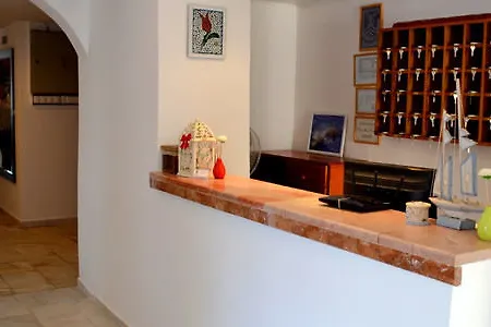Deniz Hotel 3*